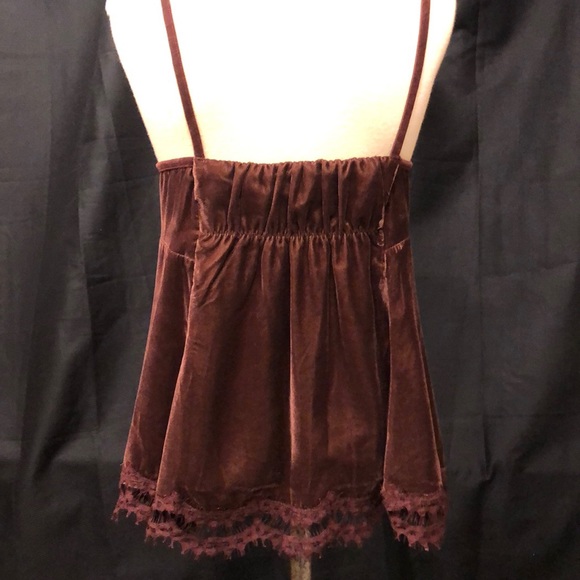 NWT! Max Studio camisole style top - Picture 5 of 8